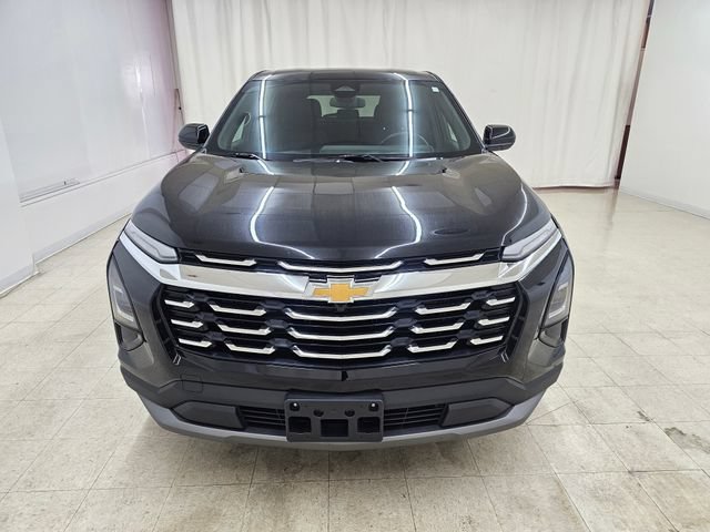 Used 2025 Chevrolet Equinox LT AWD/4WD image 13