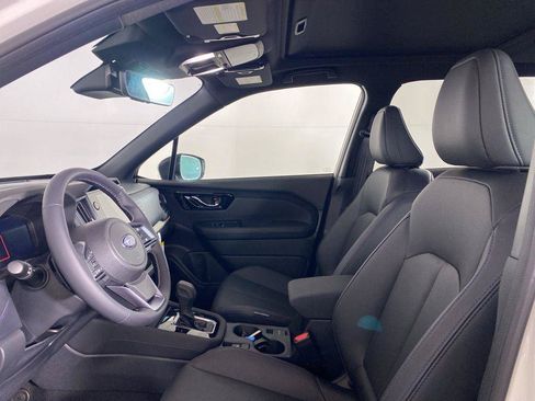 Used 2025 Subaru Forester Limited AWD/4WD image 15