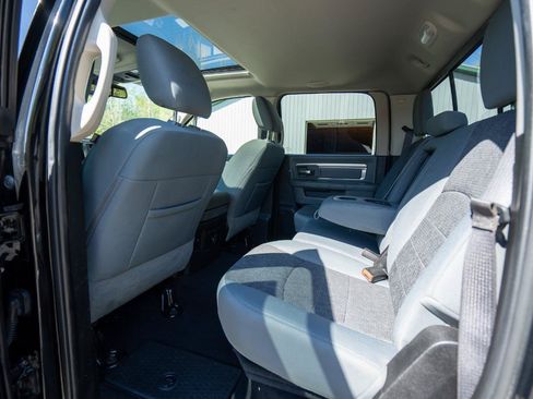 Used 2019 RAM 1500 Warlock AWD/4WD image 16