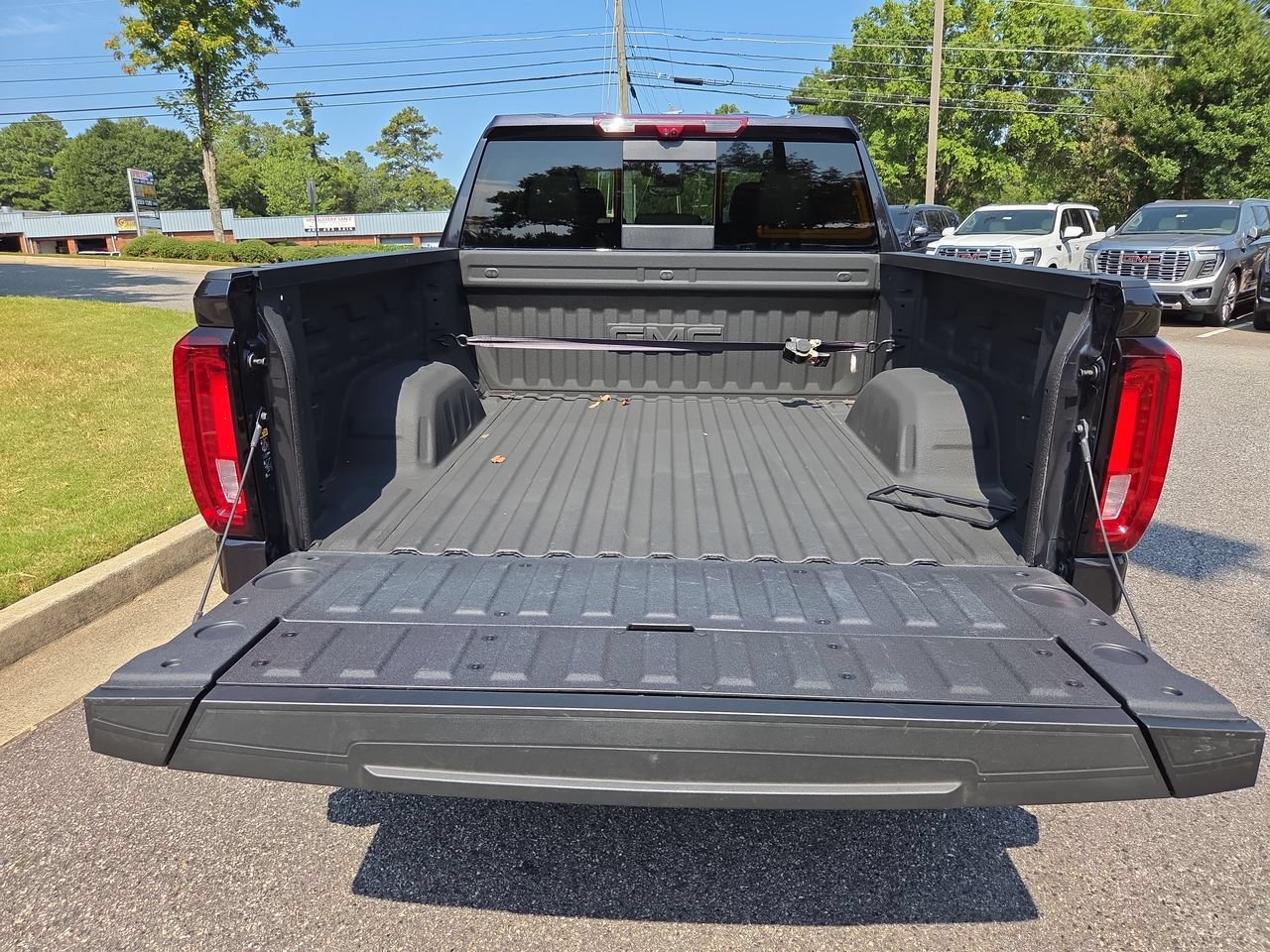 Used 2026 GMC Sierra 1500 Denali AWD/4WD image 27