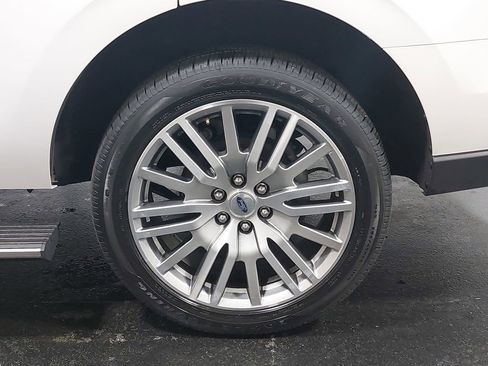 Used 2023 Ford Expedition Limited image 38