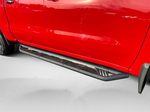 Used 2019 Chevrolet Silverado 1500 LT Trail Boss image 18