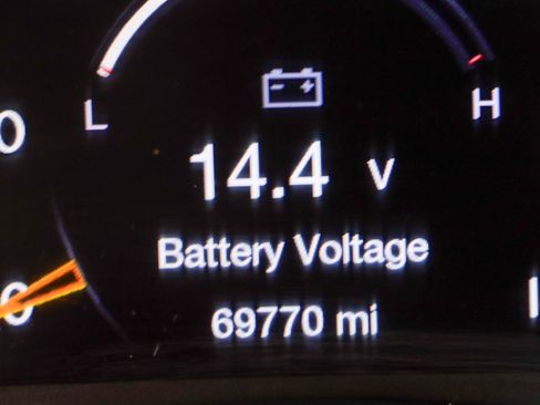 Used 2020 Jeep Grand Cherokee Altitude image 16