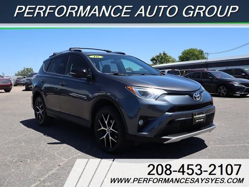 Used 2016 Toyota RAV4 SE FWD image 1