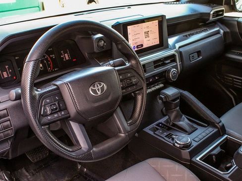 Used 2024 Toyota Tacoma SR5 AWD/4WD image 15