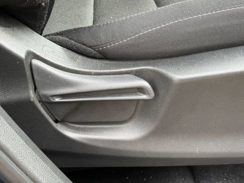 Used 2025 Honda CR-V EX image 30