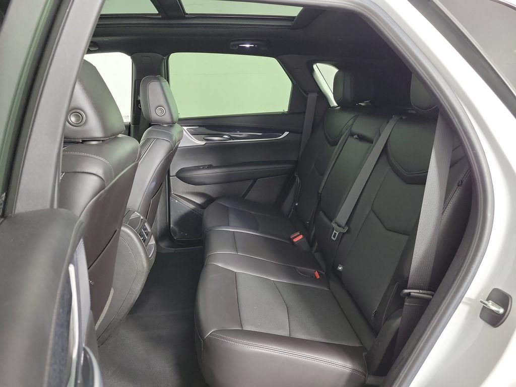 Certified 2023 Cadillac XT5 Premium Luxury AWD/4WD image 12