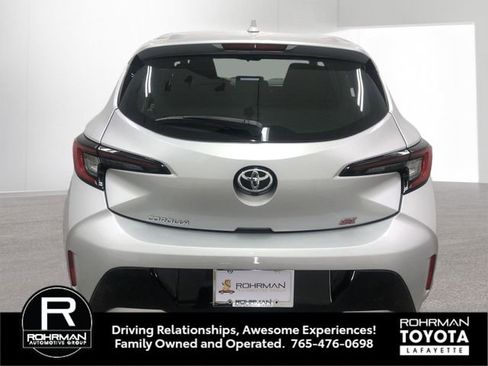 Used 2023 Toyota Corolla SE FWD image 5