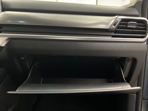 Used 2025 Kia Telluride S image 30