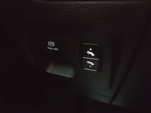 Used 2022 RAM 1500 Big Horn AWD/4WD image 49