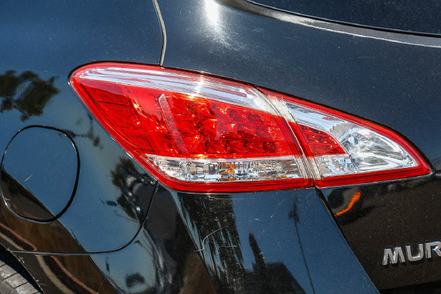 Used 2012 Nissan Murano LE w/ Platinum Pkg FWD image 10