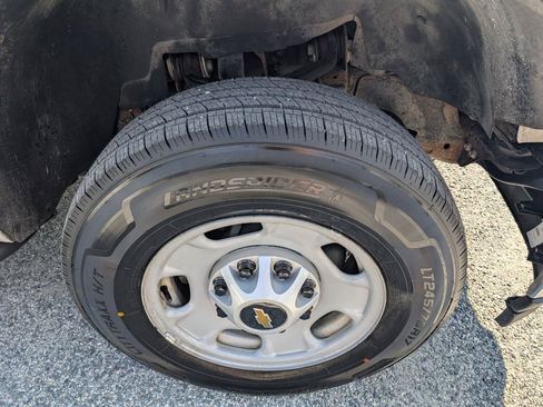 Used 2013 Chevrolet Silverado 2500 W/T RWD image 4