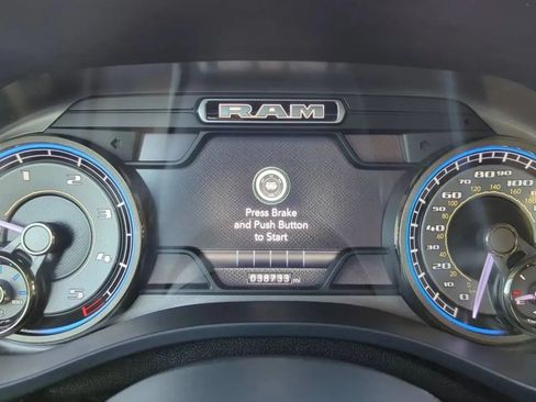 Used 2021 RAM 1500 Limited AWD/4WD image 14