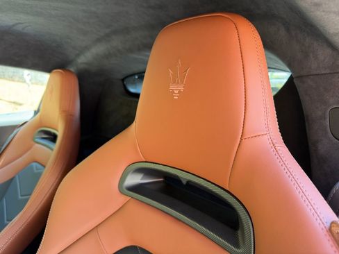 Used 2022 Maserati MC20 Coupe RWD image 31