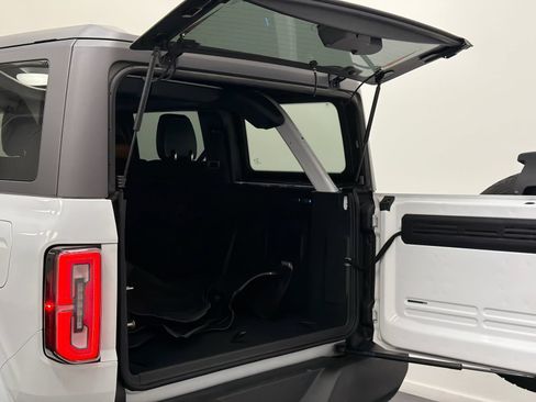 Used 2023 Ford Bronco Outer Banks AWD/4WD image 8