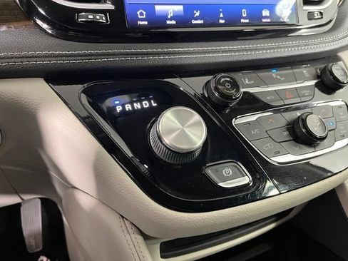 Used 2021 Chrysler Pacifica Limited FWD image 34