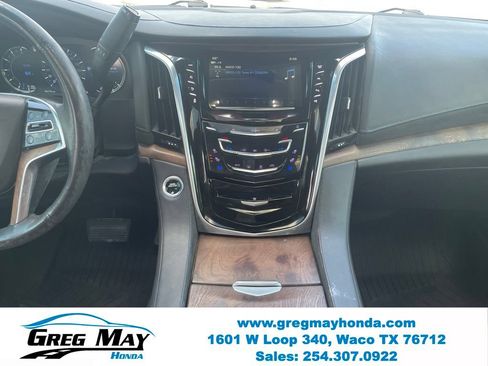 Used 2019 Cadillac Escalade ESV Premium Luxury AWD/4WD image 21