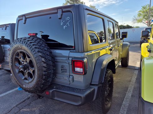 Used 2023 Jeep Wrangler Unlimited w/ Cold Weather Group AWD/4WD image 7