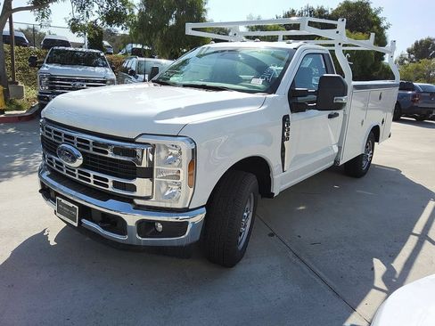 New 2025 Ford F350 XL w/ XL Chrome Package RWD image 3