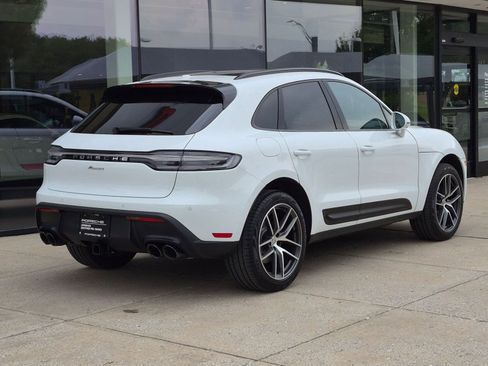 Certified 2026 Porsche Macan AWD/4WD image 9