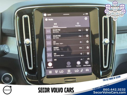 Certified 2023 Volvo XC40 B5 Plus w/ Protection Package Premier AWD/4WD image 24