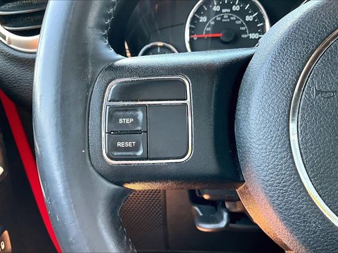Used 2015 Jeep Wrangler Unlimited Sahara AWD/4WD image 22