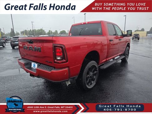 Used 2026 RAM 2500 Big Horn AWD/4WD image 7