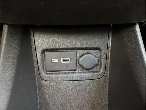 Used 2019 Chevrolet Spark LS FWD image 27