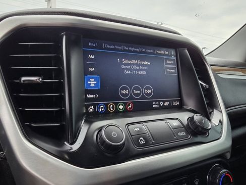 Used 2022 GMC Acadia SLE w/ Driver Convenience Package image 16