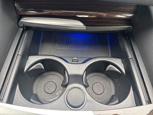 Used 2023 BMW 540i w/ Premium Package image 19