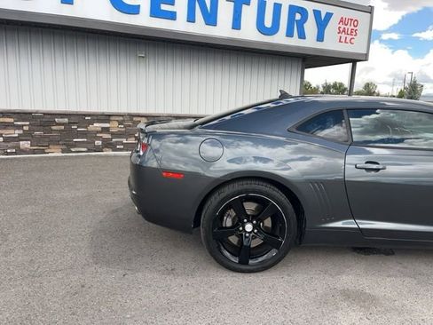 Used 2010 Chevrolet Camaro SS RWD image 14