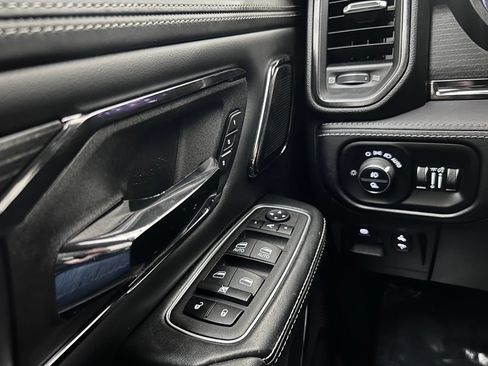 Used 2023 RAM 1500 Limited w/ Night Edition AWD/4WD image 19