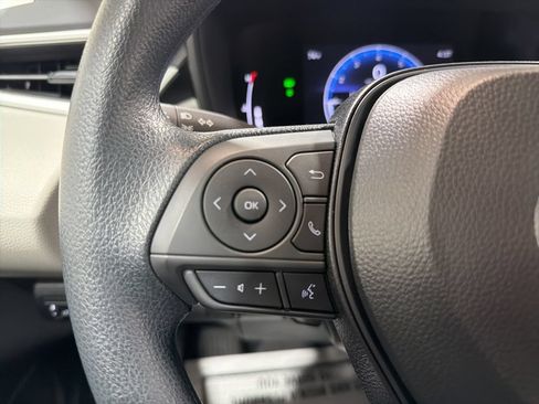 Used 2026 Toyota Corolla LE FWD image 27