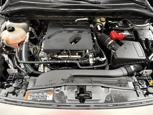 Used 2020 Ford Escape SEL image 9