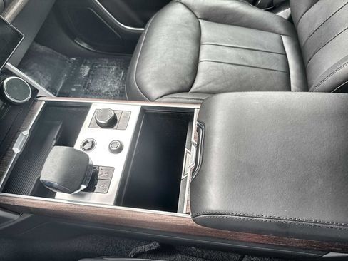 Used 2023 Land Rover Range Rover SE AWD/4WD image 22