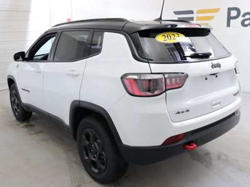 Used 2023 Jeep Compass Trailhawk image 6