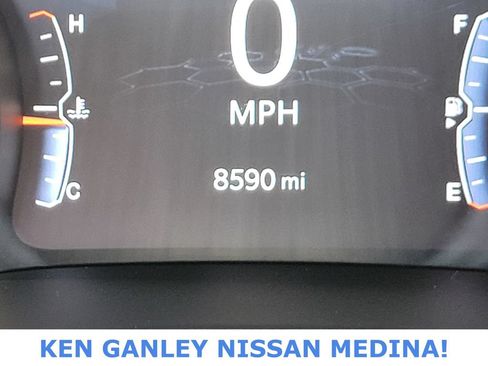 Used 2023 Jeep Compass Sport w/ Mopar Graphics Package AWD/4WD image 33