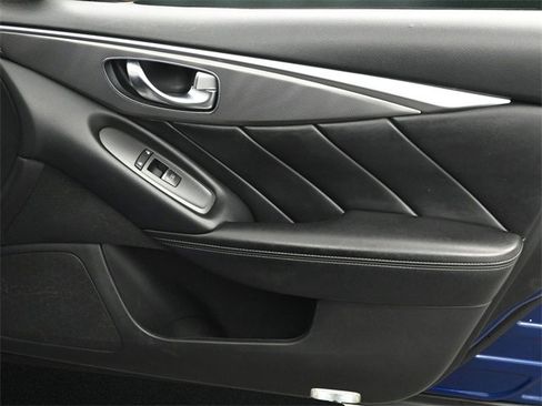 Used 2019 INFINITI Q50 Signature Edition image 18