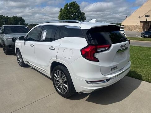 Used 2022 GMC Terrain Denali w/ LPO, Floor Liner Package AWD/4WD image 2