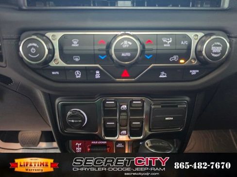New 2026 Jeep Gladiator Mojave AWD/4WD image 24