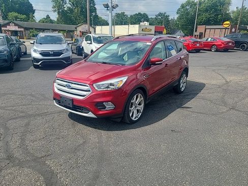 Used 2018 Ford Escape Titanium AWD/4WD image 2