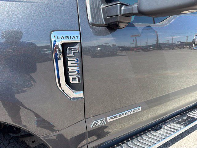 Used 2020 Ford F250 Lariat w/ Lariat Ultimate Package AWD/4WD image 26