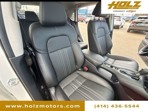 Used 2025 Honda HR-V EX-L image 26