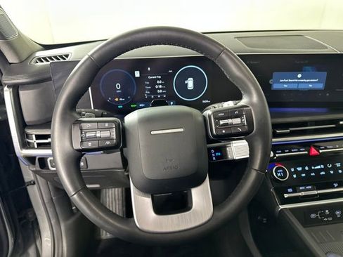 Used 2024 Hyundai Santa Fe Limited image 14