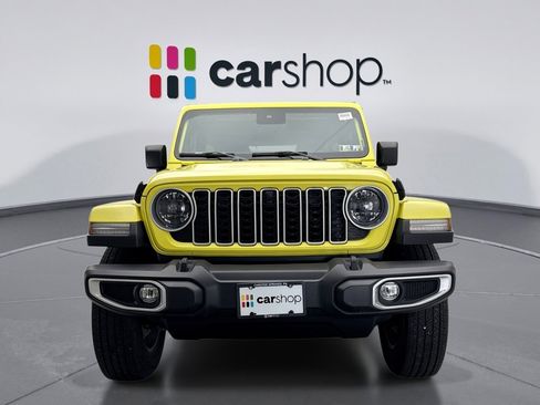 Used 2024 Jeep Wrangler Unlimited Sahara w/ Technology Group image 8
