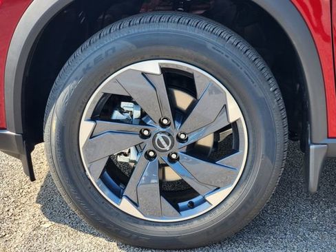 New 2026 Nissan Rogue SV image 7