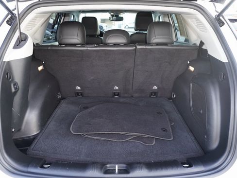 Used 2022 Jeep Compass Limited w/ Elite Group image 9