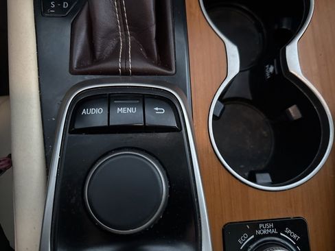 Used 2019 Lexus RX 350 AWD w/ Premium Package image 21