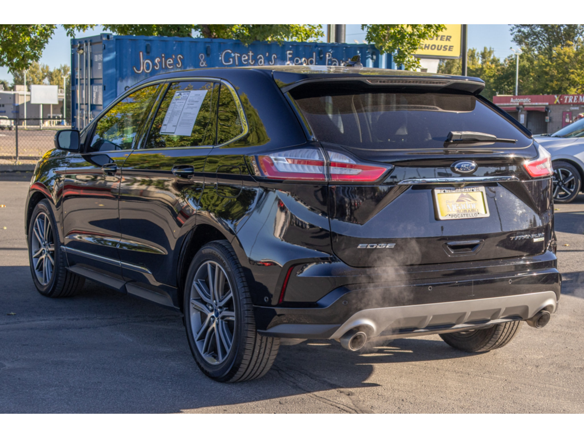 Used 2019 Ford Edge Titanium w/ Equipment Group 301A FWD image 5