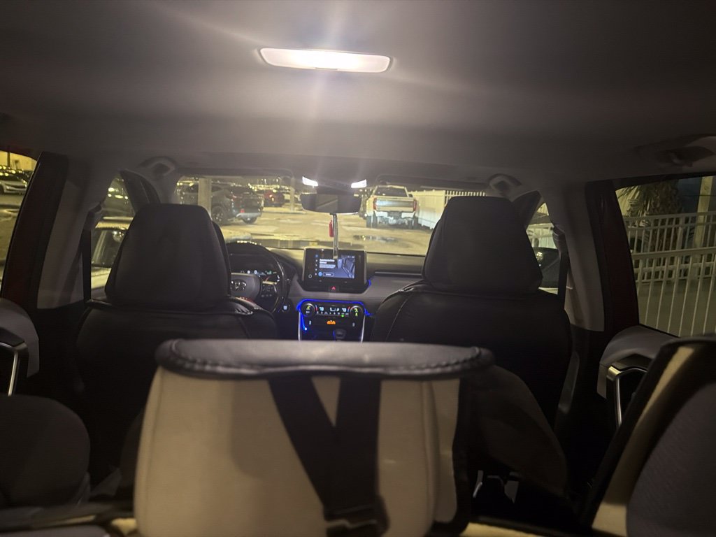Used 2025 Toyota RAV4 XLE w/ Convenience Package FWD image 9